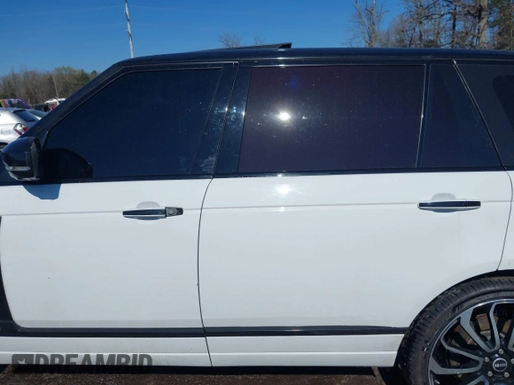 2015 Land Rover Range Rover Autobiography with VIN SALGV3TF2FA214789, listed as a IAAI auction lot 41882784 with 90,597 mi miles and . Bid and sale history available at DreamBid. Image 15.