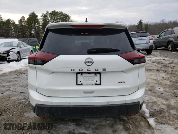 2024 Nissan Rogue S z VIN 5N1BT3AB1RC746787, wystawiony jako Copart lot #83751454 z przebiegiem 22 488 mil mil oraz Nie do naprawy • Non repairable. Historia ofert i sprzedaży dostępna na DreamBid. Obrazek 6.