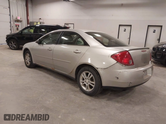 2006 Pontiac G6 1SV z VIN 1G2ZF55B264218234, wystawiony jako IAAI lot #41875165 z przebiegiem 226 618 mil mil oraz . Historia ofert i sprzedaży dostępna na DreamBid. Obrazek 3.