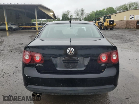 2010 Volkswagen Jetta SE z VIN 3VWRZ7AJ3AM139161, wystawiony jako Copart lot #56410925 z przebiegiem 78 317 mil mil oraz Czysty tytuł • Clean title. Historia ofert i sprzedaży dostępna na DreamBid. Obrazek 6.