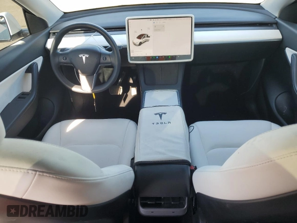 2022 Tesla Model Y Long Range with VIN 7SAYGDEE1NF339663, listed as a Copart auction lot 49771965 with 33,734 mi miles and Salvage Title. Bid and sale history available at carsss.com. Image 8.