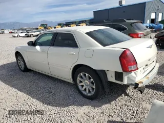 2005 Chrysler 300 with VIN 2C3JA43R25H616700, listed as a Copart auction lot 72081044 with 143,129 mi miles and Salvage Title. Bid and sale history available at carsss.com. Image 2.