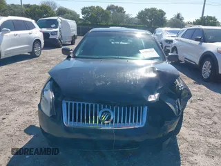 2009 Mercury Milan Premier with VIN 3MEHM08Z09R631997, listed as a IAAI auction lot 42042421 with 211,933 mi miles. Bid and sale history available at carsss.com. Image 12.