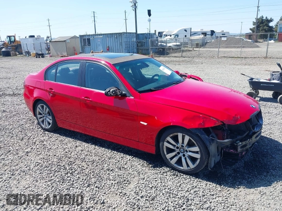 2006 BMW 3 Series 325i z VIN WBAVB135X6KX44938, wystawiony jako IAAI lot #42082025 z przebiegiem 138 082 mil mil oraz . Historia ofert i sprzedaży dostępna na DreamBid. Obrazek 1.