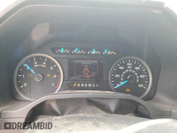 2015 Ford F-150 XLT с VIN 1FTEW1EG0FFA71205, выставлен на аукционе Copart как лот 62272335 с пробегом 129 235 миль миль и Чистый • Clean title. История ставок и продаж доступна на DreamBid. Изображение 9.