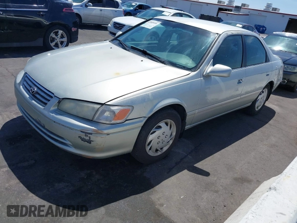 2001 Toyota Camry CE with VIN 4T1BG22K91U042316, listed as a IAAI auction lot 42060446 with 179,630 mi miles. Bid and sale history available at carsss.com. Image 2.
