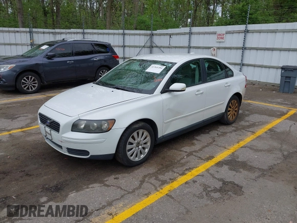 2005 Volvo S40 z VIN YV1MS382252100934, wystawiony jako IAAI lot #42265284 z przebiegiem 167 809 mil mil oraz . Historia ofert i sprzedaży dostępna na DreamBid. Obrazek 2.