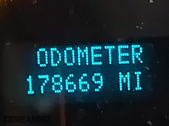 2008 Chevrolet Silverado 1500 1LT with VIN 1GCEK14008E131895, listed as a IAAI auction lot 41976247 with 178,669 mi miles and . Bid and sale history available at DreamBid. Image 15.