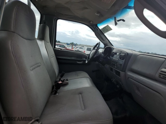 2006 Ford Super Duty F-250 XL with VIN 1FTNF20586EA34615, listed as a Copart auction lot 80469854 with 181,289 mi miles and Non Repairable. Bid and sale history available at carsss.com. Image 10.