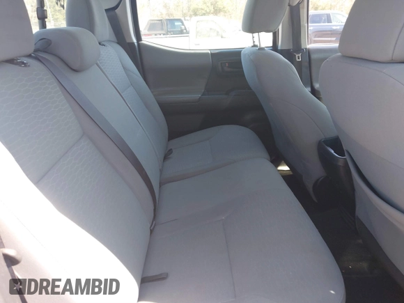 2017 Toyota Tacoma SR with VIN 5TFAX5GN7HX101599, listed as a IAAI auction lot 41762674 with 160,973 mi miles. Bid and sale history available at carsss.com. Image 8.