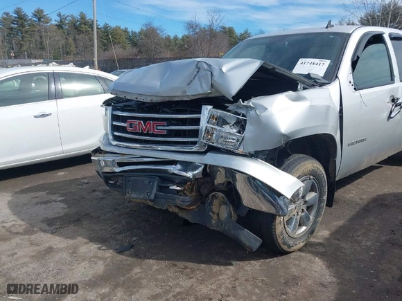 2013 GMC Sierra 1500 SLE with VIN 1GTR2VE73DZ238477, listed as a IAAI auction lot 41748417 with 139,436 mi miles. Bid and sale history available at carsss.com. Image 6.