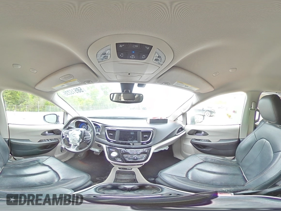2020 Chrysler Pacifica Touring L with VIN 2C4RC1BG0LR182341, listed as a Copart auction lot 58519235 with 80,212 mi miles and Salvage title. Bid and sale history available at DreamBid. Image 16.