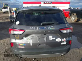 2021 Ford Escape Titanium Hybrid z VIN 1FMCU0DZ0MUB00944, wystawiony jako IAAI lot #41202146 z przebiegiem 52 458 mil mil oraz . Historia ofert i sprzedaży dostępna na DreamBid. Obrazek 16.