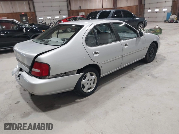 2001 Nissan Altima GXE with VIN 1N4DL01D71C241084, listed as a IAAI auction lot 41935585 with 136,114 mi miles. Bid and sale history available at carsss.com. Image 4.