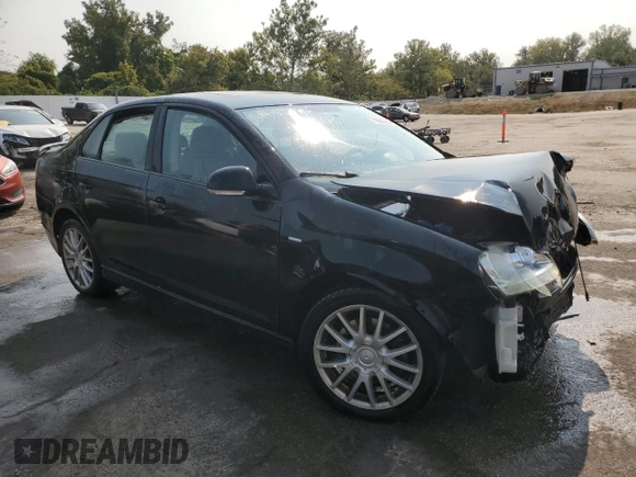 2008 Volkswagen Jetta Wolfsburg Edition with VIN 3VWRJ71K58M153556, listed as a Copart auction lot 71063924 with 197,518 mi miles and Salvage title. Bid and sale history available at DreamBid. Image 4.