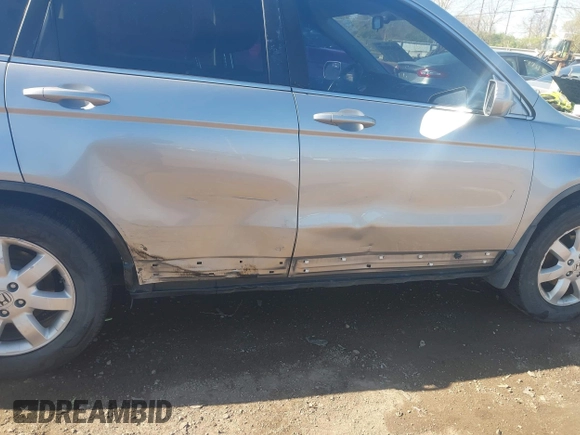 2008 Honda CR-V EX-L with VIN 5J6RE48738L026226, listed as a IAAI auction lot 42028897 with 237,938 mi miles. Bid and sale history available at carsss.com. Image 6.