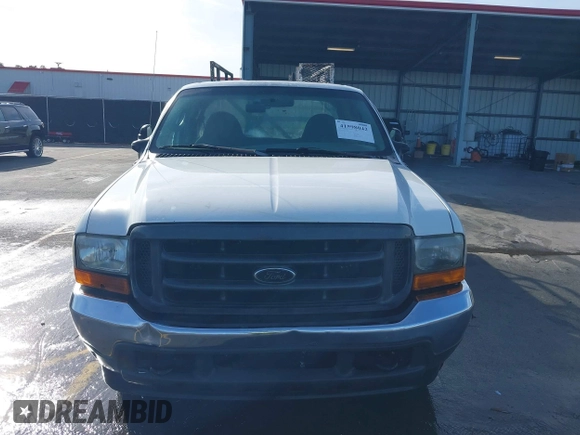 2004 Ford Super Duty F-250 XL with VIN 1FTNX20L44EC45528, listed as a IAAI auction lot 41598042 with 2,163,017 mi miles. Bid and sale history available at carsss.com. Image 6.