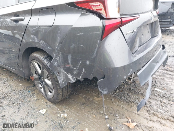 2019 Toyota Prius L Eco with VIN JTDKARFU8K3085918, listed as a IAAI auction lot 41107891 with 166,295 mi miles. Bid and sale history available at carsss.com. Image 6.