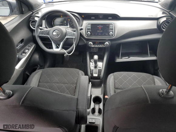 2018 Nissan Kicks SR with VIN 3N1CP5CU1JL527752, listed as a Copart auction lot 48542695 with 56,109 mi miles and Salvage Title. Bid and sale history available at carsss.com. Image 8.