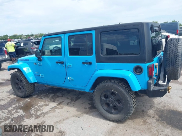 2017 Jeep Wrangler Unlimited Sahara z VIN 1C4BJWEG9HL722849, wystawiony jako IAAI lot #42435486 z przebiegiem 107 571 mil mil oraz . Historia ofert i sprzedaży dostępna na DreamBid. Obrazek 14.