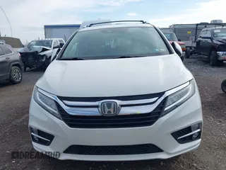 2018 Honda Odyssey Elite with VIN 5FNRL6H98JB045078, listed as a IAAI auction lot 42184758 with 144,981 mi miles. Bid and sale history available at carsss.com. Image 11.