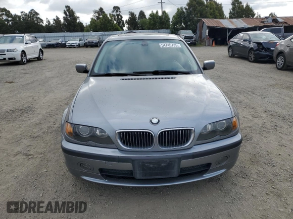 2004 BMW 3 Series 330xi with VIN WBAEW534X4PN33452, listed as a Copart auction lot 54746735 with 135,729 mi miles and Salvage title. Bid and sale history available at DreamBid. Image 5.