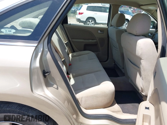 2005 Ford Five Hundred SEL с VIN 1FAFP24185G153007, выставлен на аукционе IAAI как лот 42141540 с пробегом 141 559 миль миль и . История ставок и продаж доступна на DreamBid. Изображение 8.