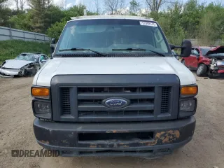 2013 Ford Econoline Cargo Commercial with VIN 1FTNE2EW6DDA33129, listed as a Copart auction lot 57098145 with 125,302 mi miles and Clean title. Bid and sale history available at DreamBid. Image 5.