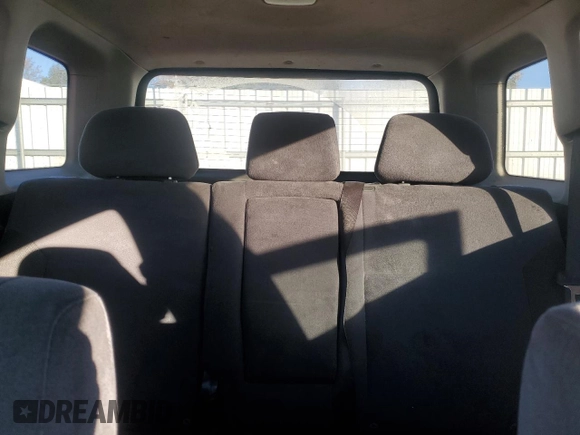 2004 Mitsubishi Outlander LS z VIN JA4LZ31F74U028300, wystawiony jako Copart lot #76228644 z przebiegiem 174 424 mil mil oraz Szkoda całkowita • Salvage title. Historia ofert i sprzedaży dostępna na DreamBid. Obrazek 10.