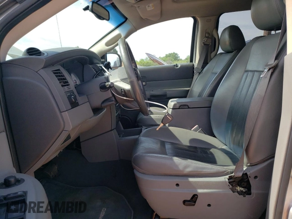 2005 Dodge Durango Limited with VIN 1D8HB58D45F617909, listed as a Copart auction lot 55962815 with 175,692 mi miles and Salvage title. Bid and sale history available at DreamBid. Image 7.