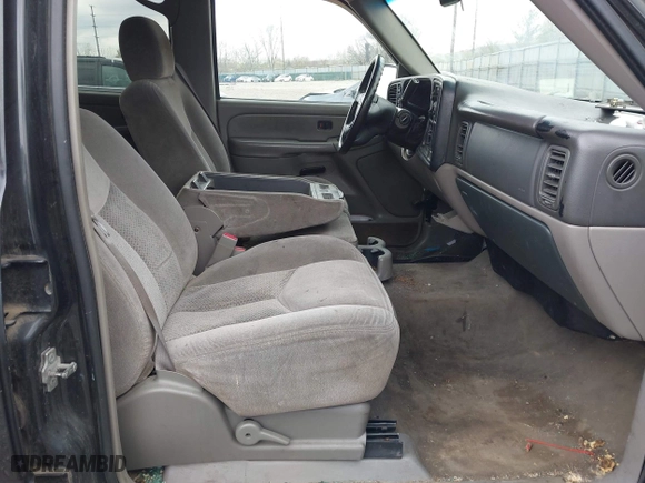2005 Chevrolet Avalanche Z71 with VIN 3GNEK12Z55G213733, listed as a IAAI auction lot 42008159 with 194,760 mi miles. Bid and sale history available at carsss.com. Image 5.