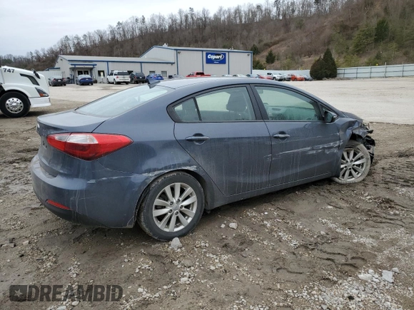 2015 Kia Forte LX with VIN KNAFX4A68F5413938, listed as a Copart auction lot 47469735 with 69,547 mi miles and Salvage Title. Bid and sale history available at carsss.com. Image 3.