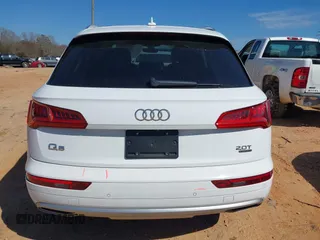 2018 Audi Q5 Premium Plus with VIN WA1BNAFYXJ2079819, listed as a IAAI auction lot 41667923 with 123,319 mi miles. Bid and sale history available at carsss.com. Image 16.