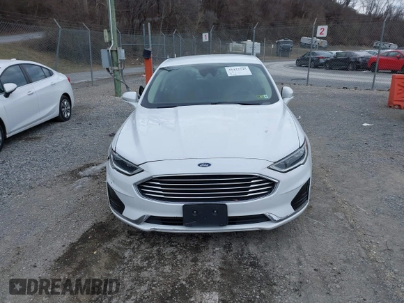 2019 Ford Fusion Hybrid SEL with VIN 3FA6P0MU3KR189612, listed as a IAAI auction lot 41422745 with 95,130 mi miles. Bid and sale history available at carsss.com. Image 12.