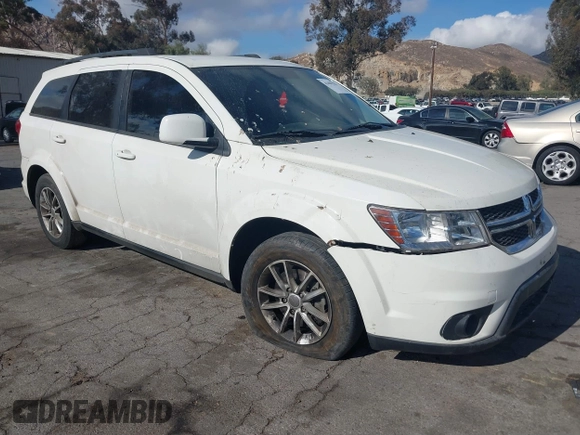 2014 Dodge Journey SXT with VIN 3C4PDCBG5ET126637, listed as a IAAI auction lot 41499125 with 165,107 mi miles. Bid and sale history available at carsss.com. Image 1.