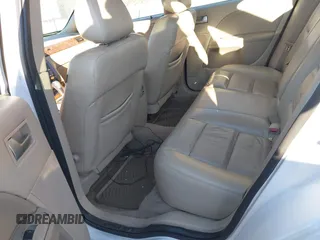 2006 Ford Five Hundred SEL with VIN 1FAHP27156G105454, listed as a IAAI auction lot 41317677 with 1 mi miles. Bid and sale history available at carsss.com. Image 8.