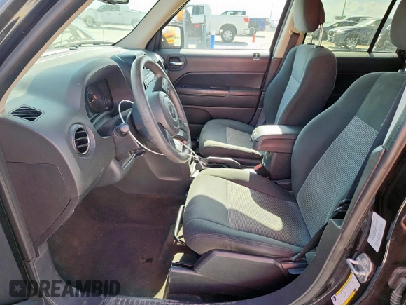 2016 Jeep Patriot Sport with VIN 1C4NJPBA0GD513110, listed as a Copart auction lot 61366905 with 109,521 mi miles and Salvage title. Bid and sale history available at DreamBid. Image 7.
