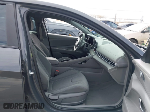 2023 Hyundai Elantra SE with VIN KMHLL4AG8PU634792, listed as a IAAI auction lot 41526912 with 10,892 mi miles and . Bid and sale history available at DreamBid. Image 5.
