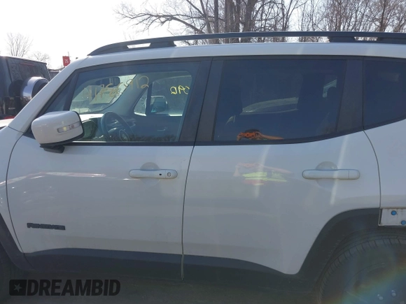 2017 Jeep Renegade Latitude with VIN ZACCJBBB9HPG56028, listed as a IAAI auction lot 41780912 with 55,482 mi miles. Bid and sale history available at carsss.com. Image 15.