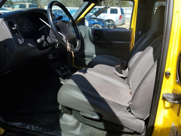 2001 Ford Ranger XL Fleet with VIN 1FTZR15E71TA43208, listed as a Copart auction lot 47017245 with 160,631 mi miles and Salvage Title. Bid and sale history available at DreamBid. Image 7.