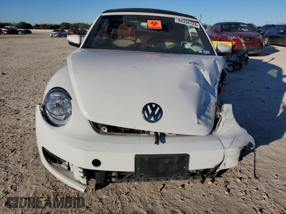 2015 Volkswagen Beetle 1.8T with VIN 3VW517AT7FM809440, listed as a Copart auction lot 84334724 with Not provided miles and Salvage title. Bid and sale history available at DreamBid. Image 5.
