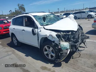 2008 Toyota RAV4 с VIN JTMZK33V186013987, выставлен на аукционе IAAI как лот 42272100 с пробегом 111 843 миль миль и . История ставок и продаж доступна на DreamBid. Изображение 1.