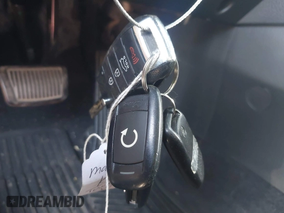 2014 Kia Sorento LX with VIN 5XYKTDA72EG537585, listed as a IAAI auction lot 42647961 with 98,138 mi miles and . Bid and sale history available at DreamBid. Image 11.