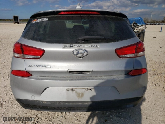 2020 Hyundai Elantra GT with VIN KMHH35LE2LU119871, listed as a Copart auction lot 82395594 with NaN miles and Salvage Title. Bid and sale history available at carsss.com. Image 6.