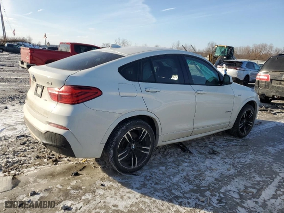 2018 BMW X4 xDrive28i with VIN 5UXXW3C54J0T82071, listed as a Copart auction lot 44641595 with NaN miles and Clean Title. Bid and sale history available at carsss.com. Image 3.