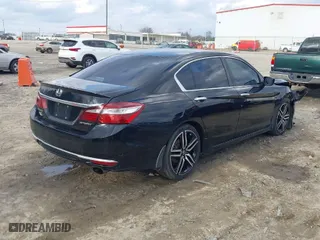 2016 Honda Accord Sedan Sport with VIN 1HGCR2F52GA070879, listed as a IAAI auction lot 41538233 with 195,153 mi miles. Bid and sale history available at carsss.com. Image 4.