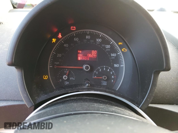 2010 Volkswagen Beetle Final Edition с VIN 3VWRW3AL6AM007482, выставлен на аукционе Copart как лот 52133615 с пробегом 136 244 миль миль и На запчасти • Non repairable. История ставок и продаж доступна на DreamBid. Изображение 9.