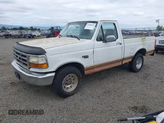1995 Ford F-150 z VIN 2FTEF15Y3SCA05438, wystawiony jako IAAI lot #42468076 z przebiegiem 377 461 mil mil oraz . Historia ofert i sprzedaży dostępna na DreamBid. Obrazek 2.