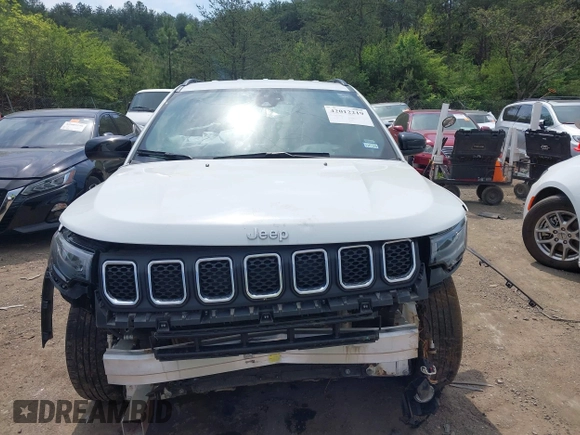 2024 Jeep Compass Latitude with VIN 3C4NJDBN2RT603650, listed as a IAAI auction lot 42012219 with 35,197 mi miles. Bid and sale history available at carsss.com. Image 13.