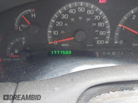 2003 Ford F-150 XLT with VIN 1FTRW07L83KD94698, listed as a IAAI auction lot 41807821 with 177,750 mi miles. Bid and sale history available at carsss.com. Image 7.